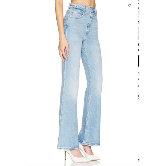 EUC $108 Levi's 70's High Rise Flare Light Wash Jeans - Picture 3 of 7